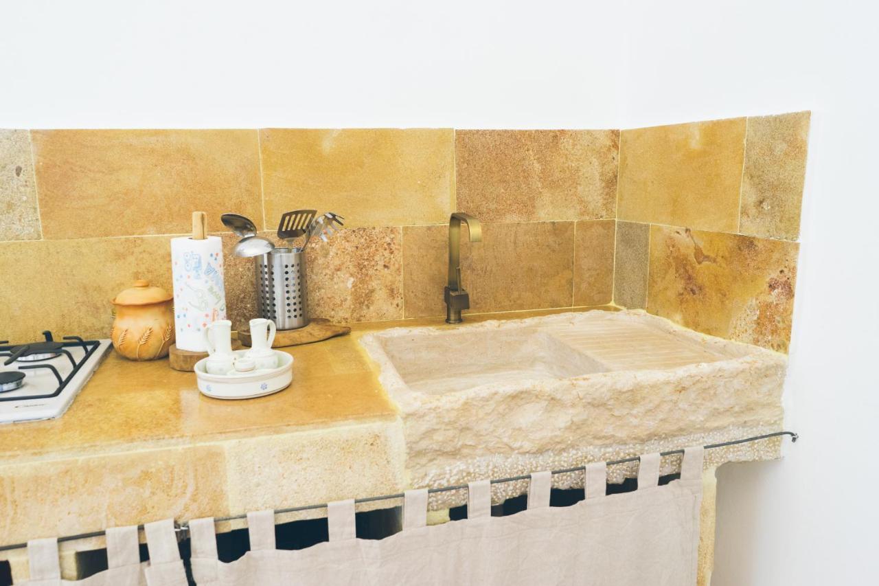 Masseria Cervellera Apartment Ceglie Messapica Ngoại thất bức ảnh